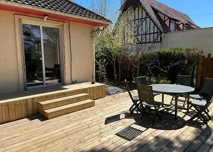 Villa très proche de la plage